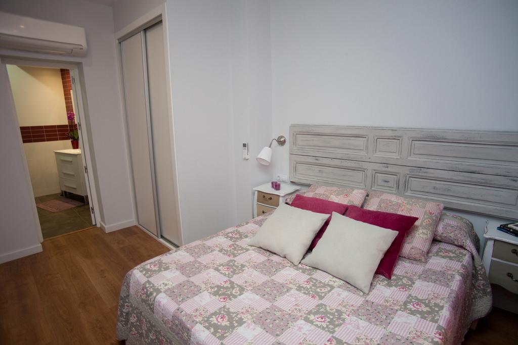 Sol Gran Via Apartment Madrid Exterior photo